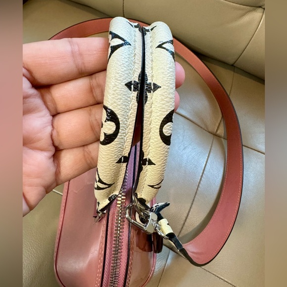 Louis Vuitton▪️Limited Edition Alma BB bag rose pink - Picture 9 of 15